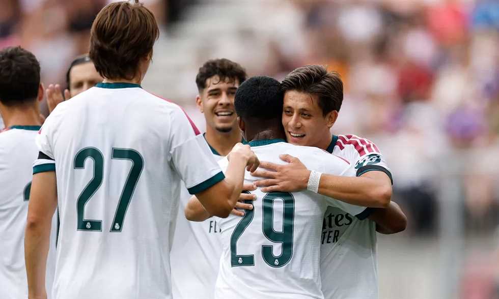 فيورنتينا يتعادل مع ريال مدريد 2-2 ومشاركة أولى للثنائي الجديد