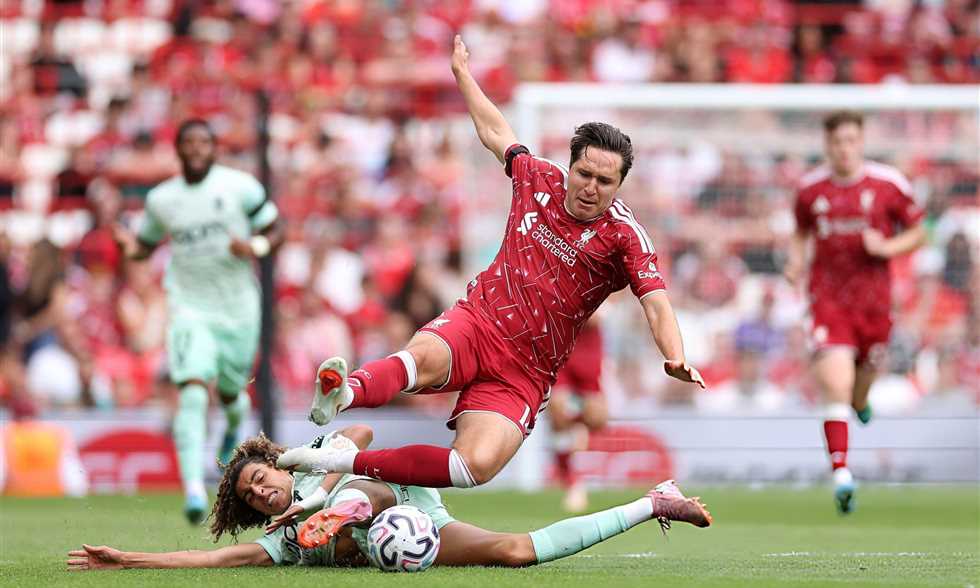 ليفربول يخسر من موناكو وديا بثلاثية
