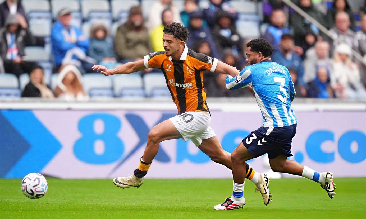 هال يزاحم صدارة مانشستر سيتي.. وإيفرتون ينجو من الهزيمة أمام بورنموث