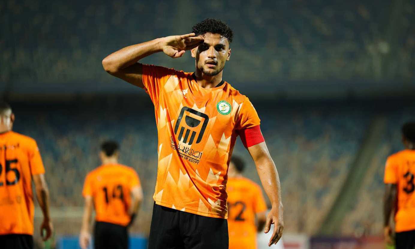 خبر في الجول - بعد مغادرة صلاح.. منتخب مصر يطلب جواز سفر أسامة فيصل للتواجد أمام جنوب السودان