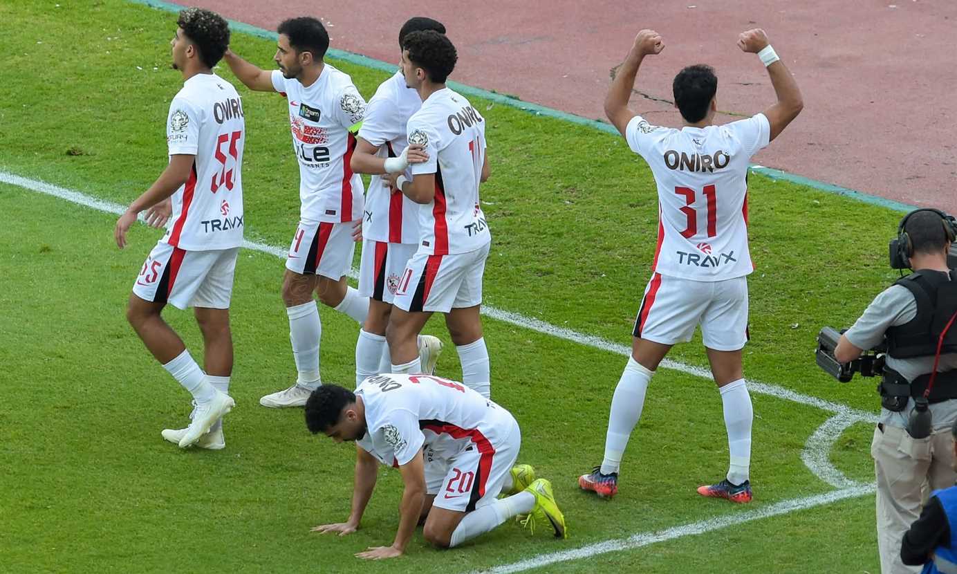 احتفال هدف أحمد شريف - الزمالك ضد بترول أسيوط