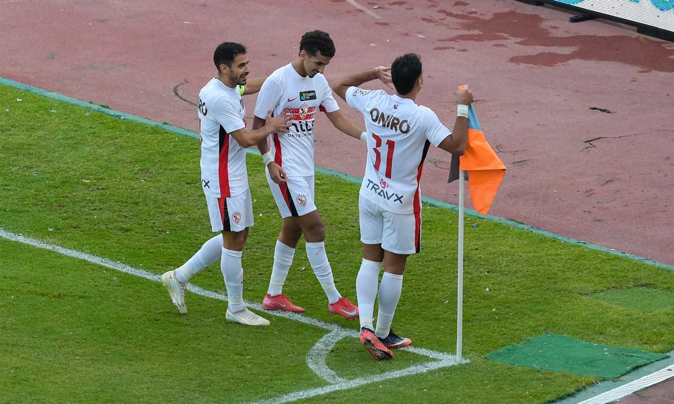 احتفال هدف أحمد شريف - الزمالك ضد بترول أسيوط