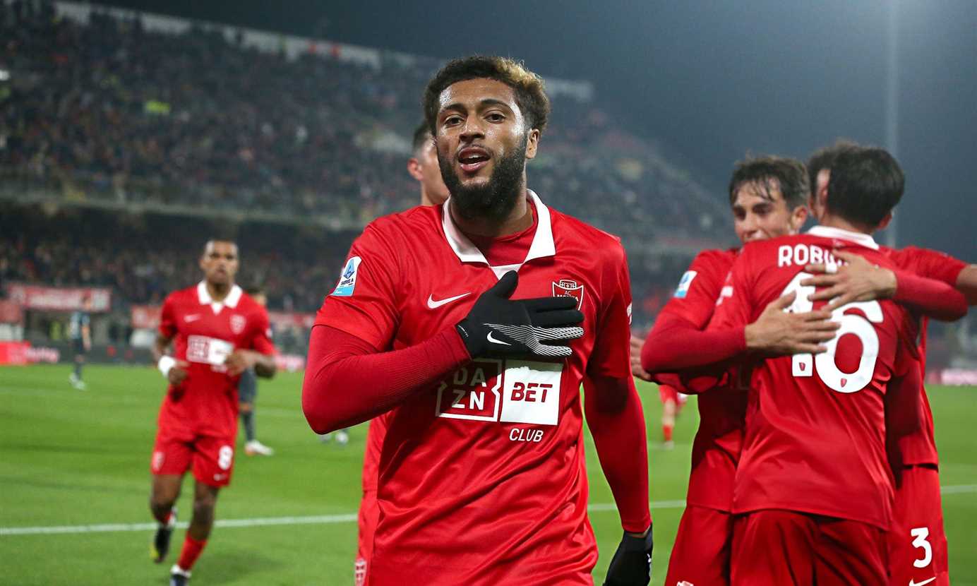 جوستافو فاريلا - مونزا