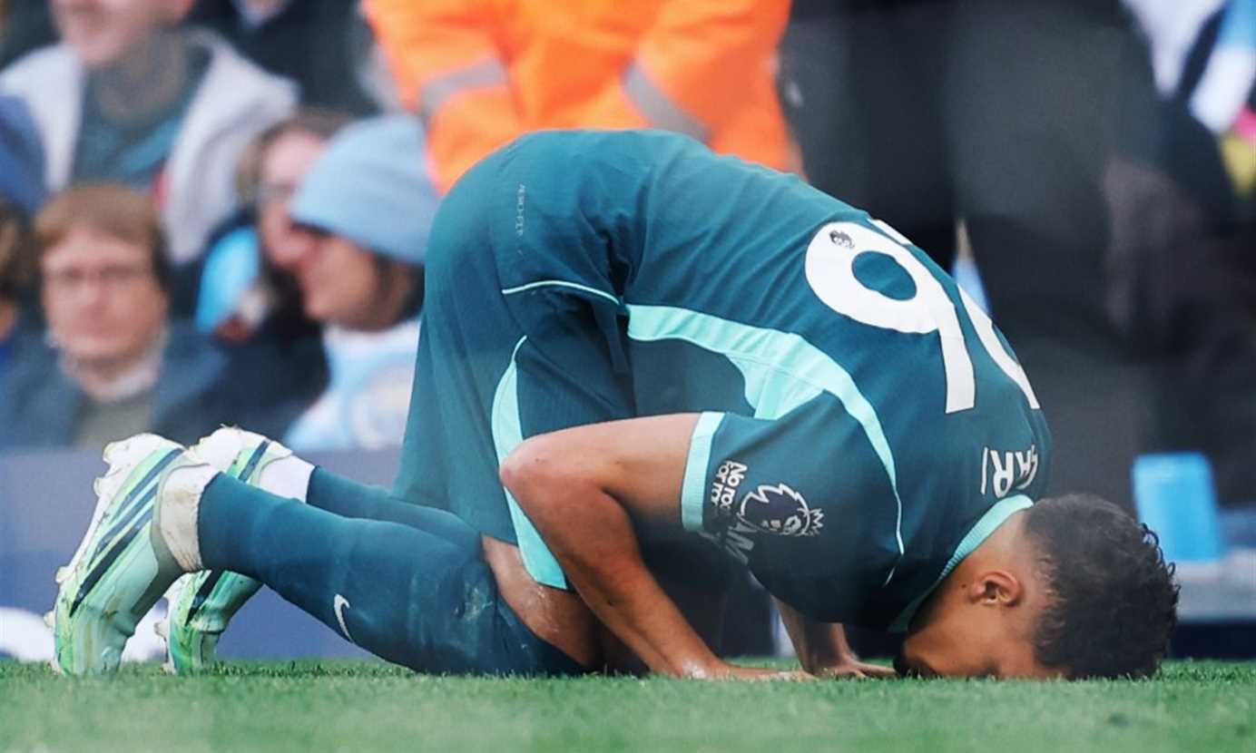 ياسين العياري لاعب برايتون